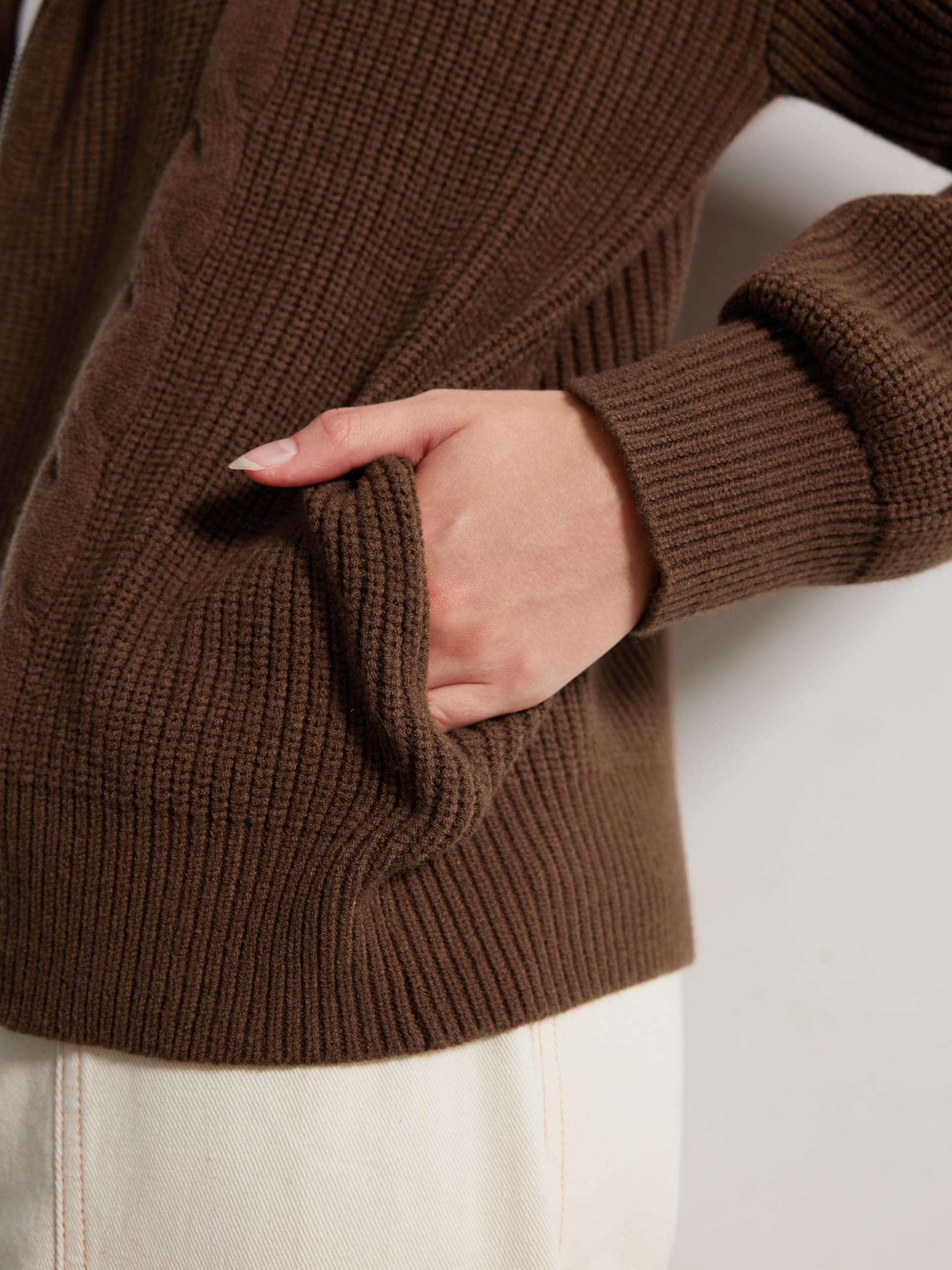 SUUKSESS Women Chunky Knit Cashmere Blend Sweaters Zip up Oversized Hoodies Cardigan with Pockets Long Sleeve Fall Outerwear - Image 4